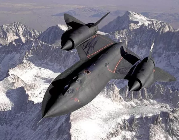 SR-71 Pilot explains how he Survived to his Blackbird Disintegration at a Speed of Mach 3.2